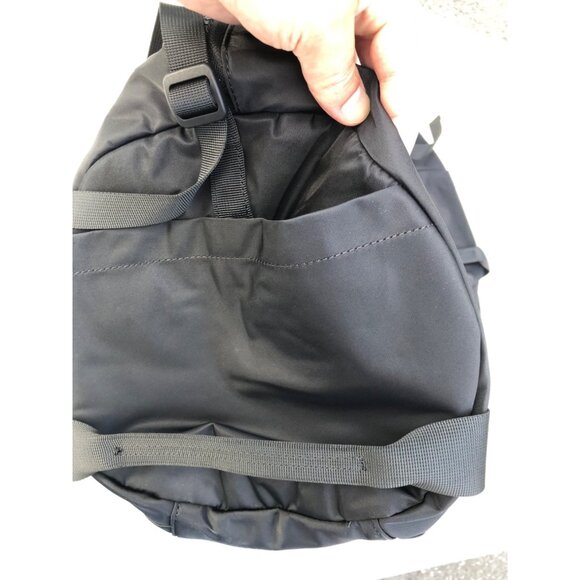 *NEW*Lululemon x Peloton All Day Essentials Duffle Train Gym Bag 32L Large Black - Picture 15 of 16